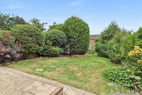 undefined, Bridge Road, Chessington, Surrey. KT9