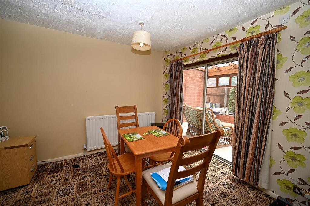 Dining Room 1.JPG