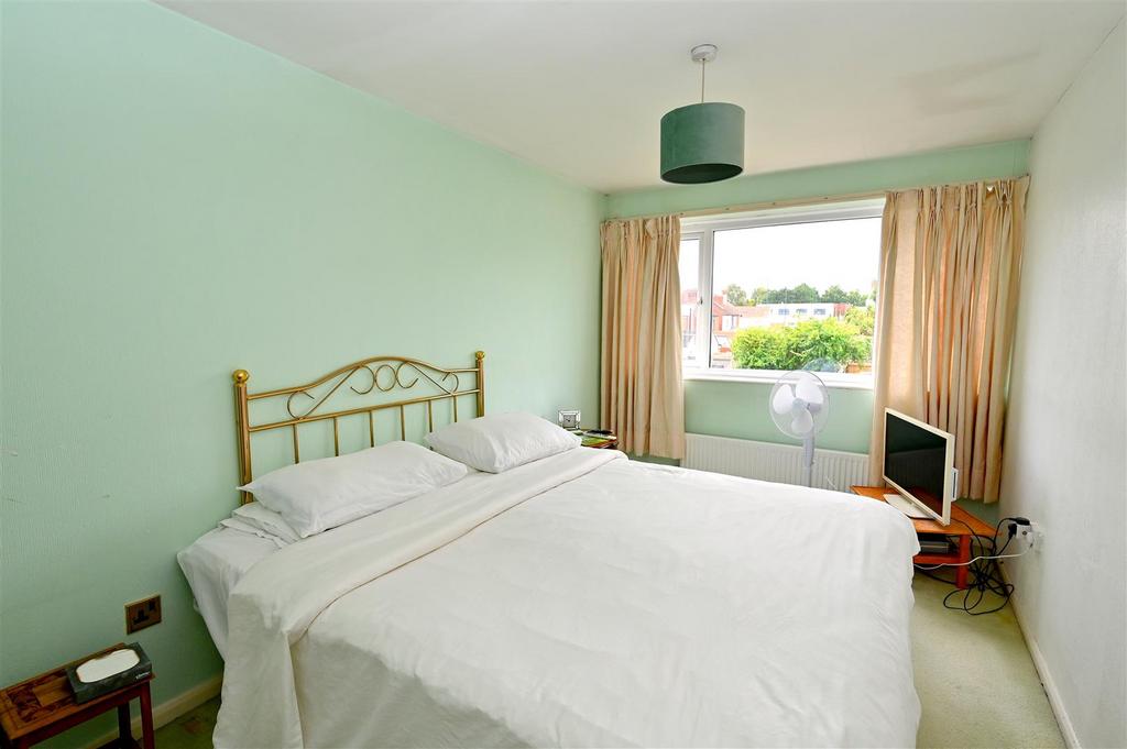 Bedroom 1.2.JPG