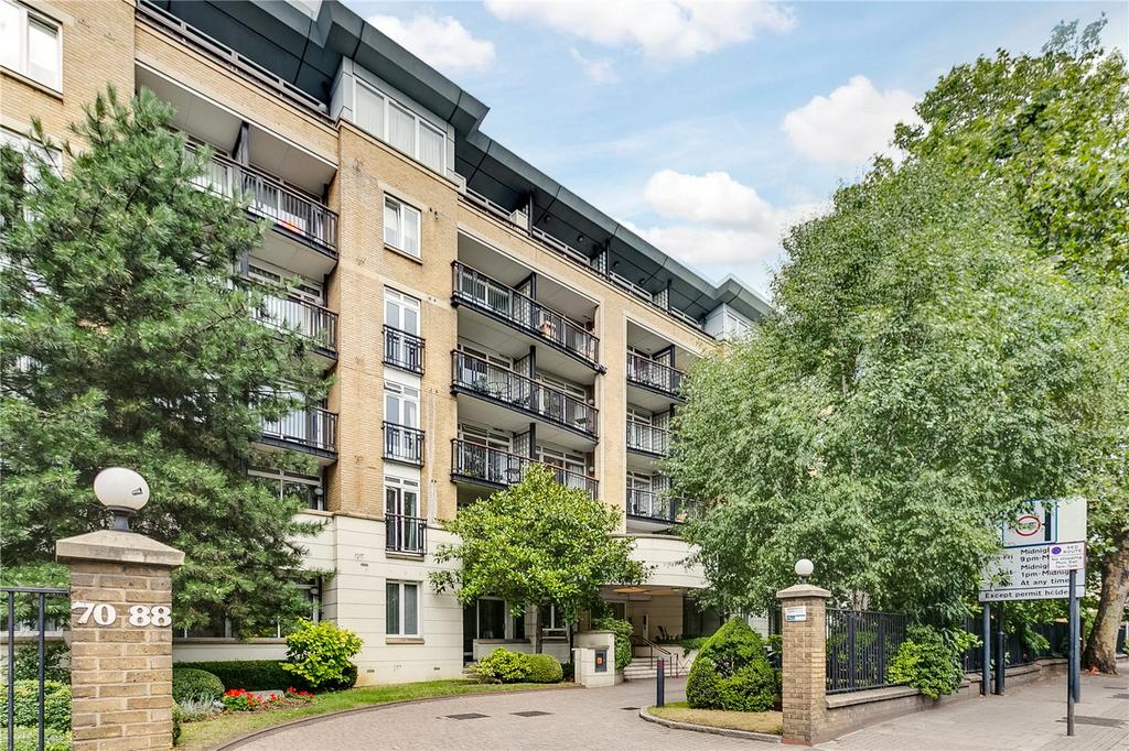 Apartment in London - View 3
