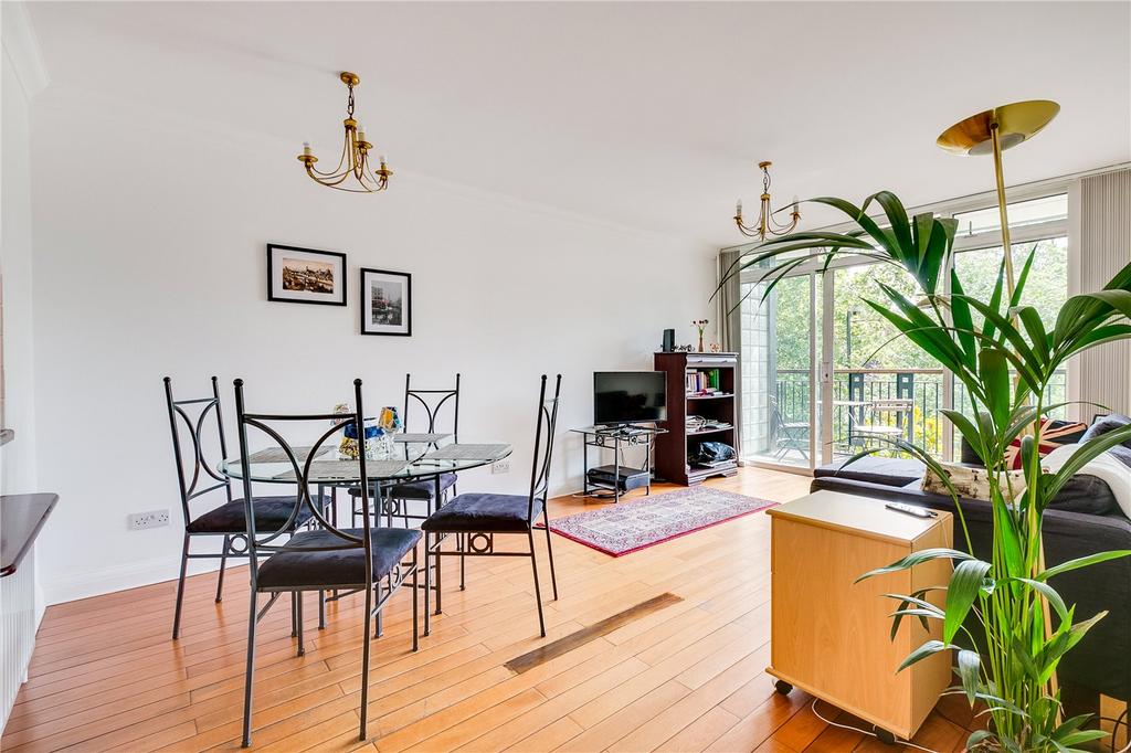 Apartment in London - View 5