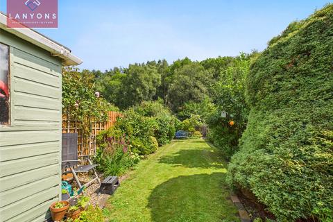 undefined, Sherwood Street, Llwynypia, Tonypandy, Rhondda Cynon Taff, CF40