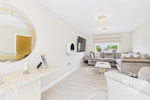 3 Lyndhurst Gardens, Ormesby, Middlesbrough, TS7 9BE