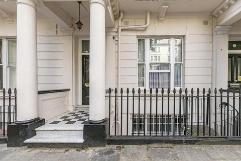 1 bedroom flat for sale, Talbot Square, London