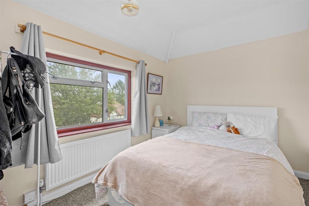 77 Suffield Road, HP11 2 JN-1.jpg
