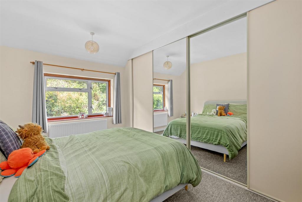 77 Suffield Road, HP11 2 JN-2.jpg