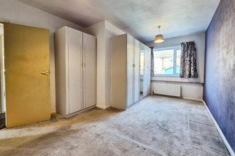 3 bedroom semi-detached bungalow for sale, Turf Park Road, Royton, OL2