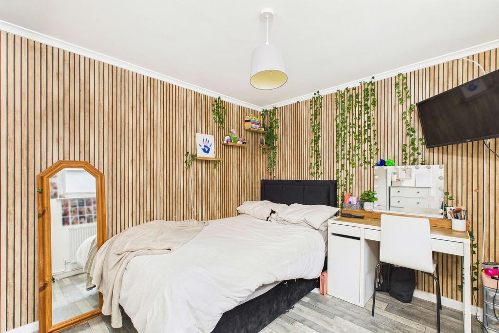 Owners’ accommodation - 2nd double bedroom