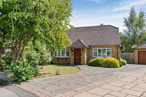 4 bedroom detached house for sale, Manor Rise, Bearsted, Maidstone