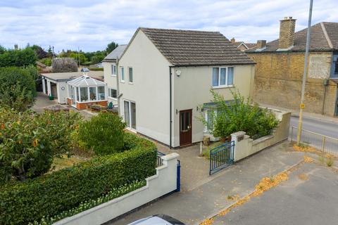 4 bedroom detached house for sale, South Green, Coates, PE7