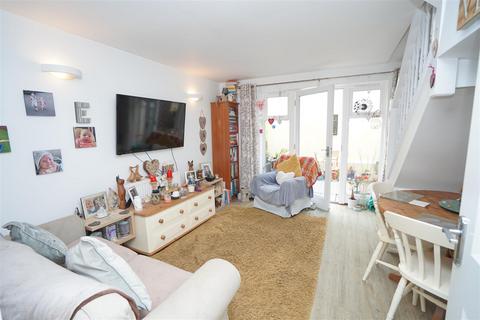 2 bedroom terraced house for sale, Pannier Mews, Bideford