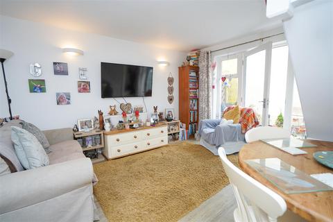 2 bedroom terraced house for sale, Pannier Mews, Bideford