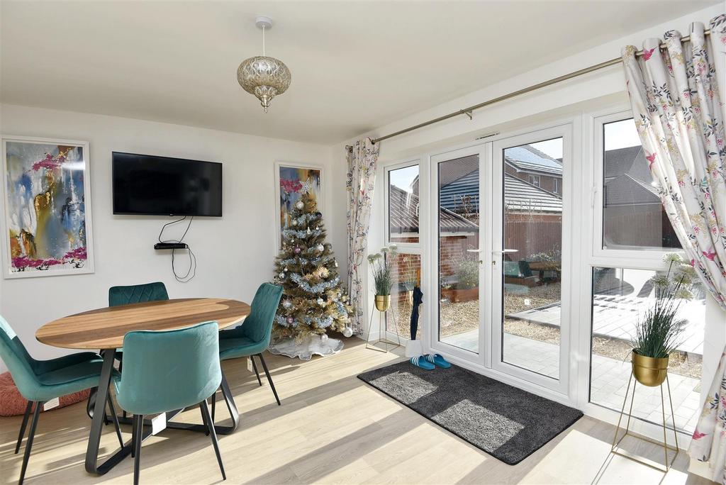 Dining/Family Area
