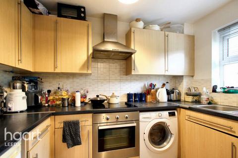 undefined, Whitehall Drive, Leeds