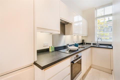 Studio to rent, Ebury Street, Belgravia, London