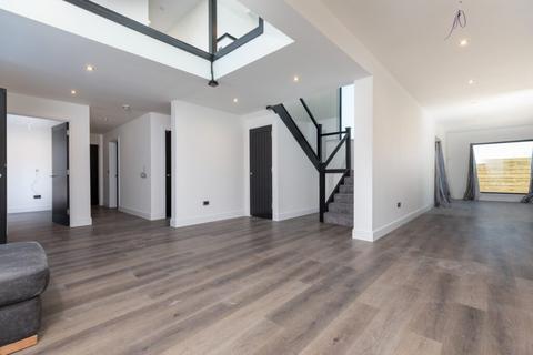 5 bedroom detached villa for sale, House 1, Cartside Farm Estate, West Holehouse Road, Thorntonhall