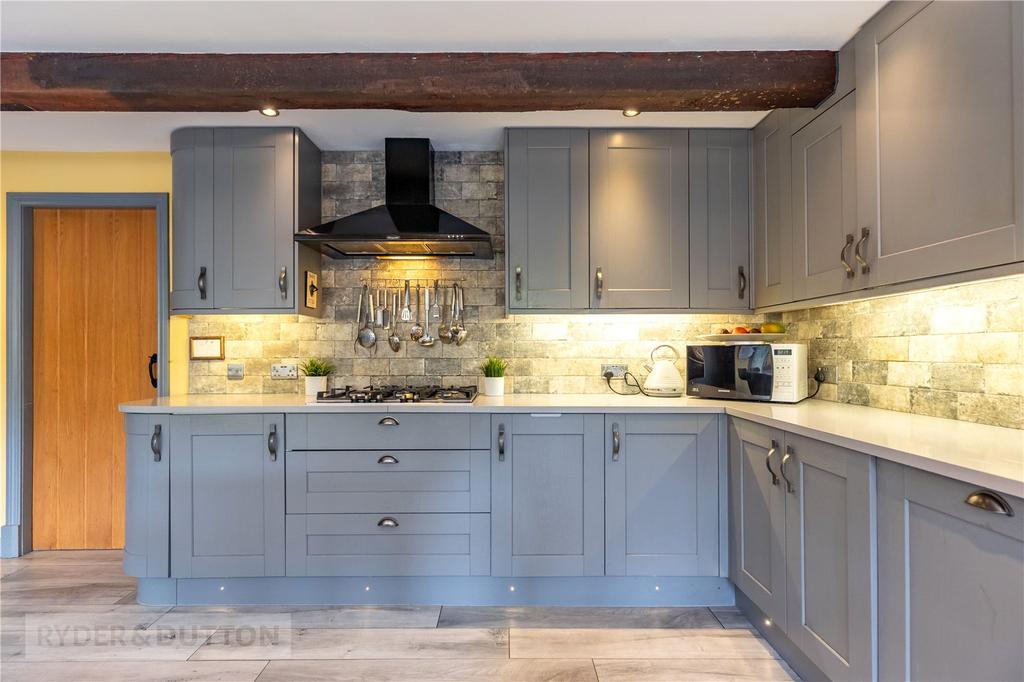 Fitted Kitchen