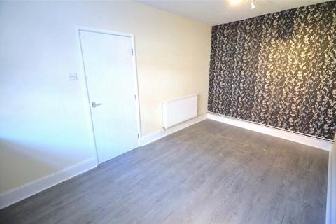 3 bedroom flat for sale, Wood Street, Northamptonshire NN16