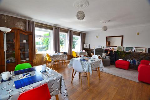 Guest house for sale, Marloes