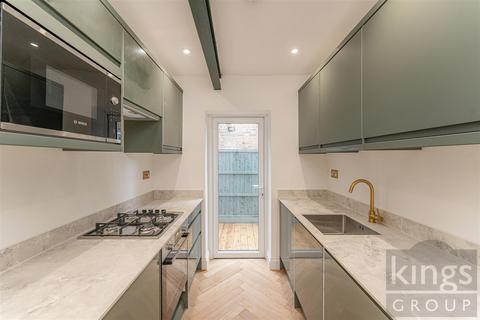 Ground Floor Flat, 113 Brookscroft Road, London, E17 4JP