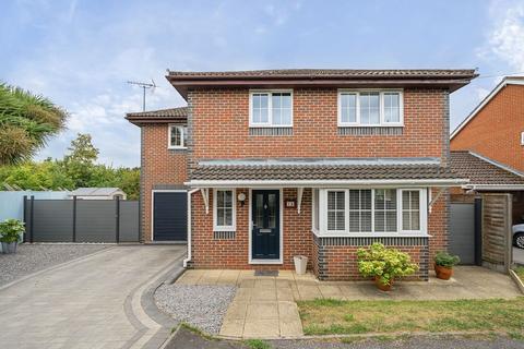 Mead Hedges, Andover, SP10 2LB
