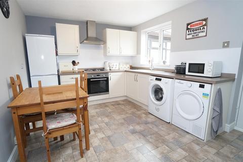 6 Alexandra Road, Eccleshill, Bradford, BD2 2HS