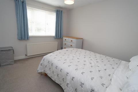 6 Alexandra Road, Eccleshill, Bradford, BD2 2HS