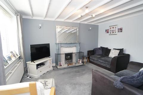 6 Alexandra Road, Eccleshill, Bradford, BD2 2HS