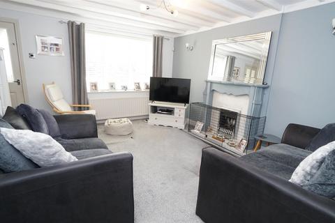 6 Alexandra Road, Eccleshill, Bradford, BD2 2HS