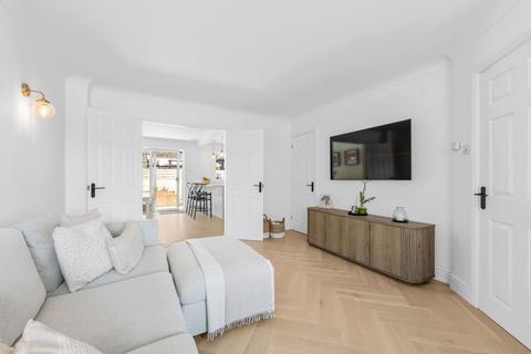 3 bedroom link detached house for sale, Danvers Way, Caterham CR3