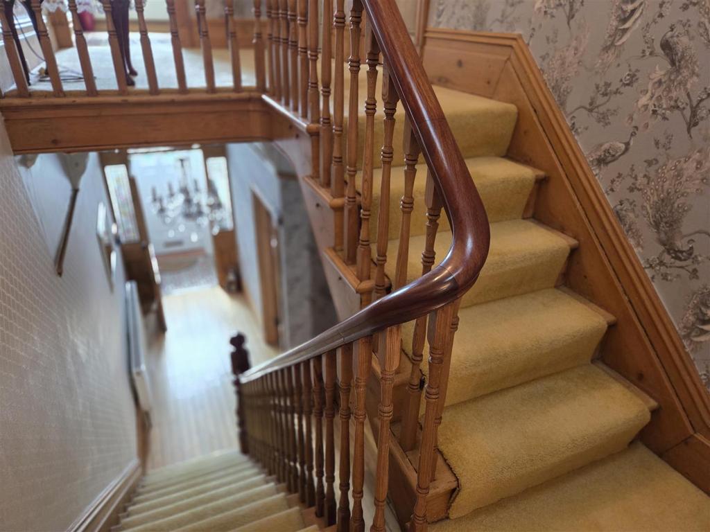 First floor landing