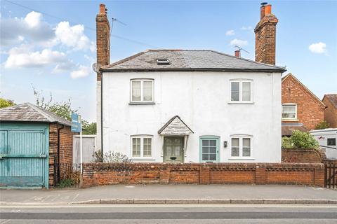 2 bedroom semi-detached house for sale, Newark Lane, Ripley, Surrey, GU23