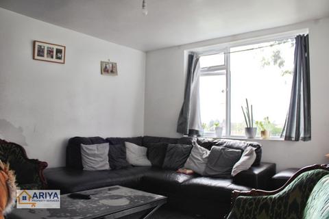 3 bedroom semi-detached house for sale, Netherhall Road, Netherhall, Leicester LE5
