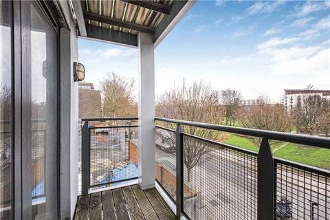 2 bedroom apartment for sale, Spa Road, London, SE16