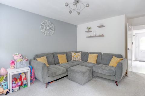 17 Abbotswood Close, Redditch, B98 0QD