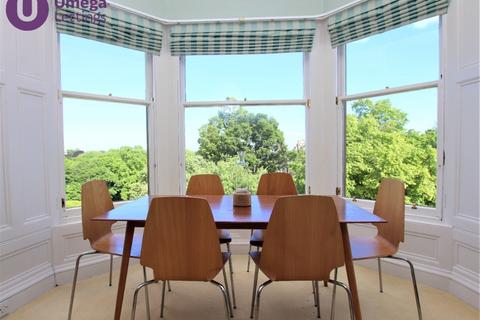 3 bedroom apartment to rent, Douglas Crescent, West End, Edinburgh, EH12