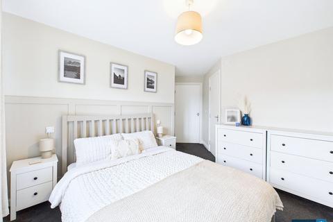 27 Harris Road, Armthorpe, Doncaster, DN3 2FE
