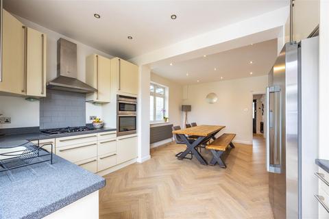 19 Drake Road, Westcliff-on-sea, SS0 8LP