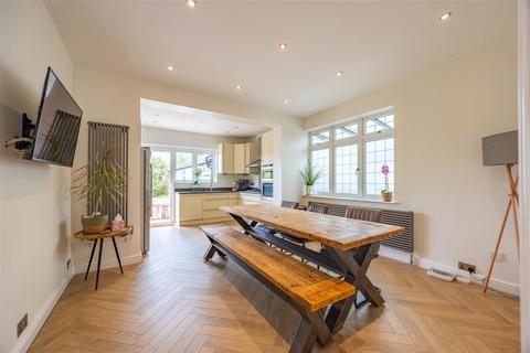 19 Drake Road, Westcliff-on-sea, SS0 8LP