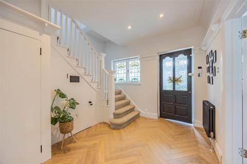 19 Drake Road, Westcliff-on-sea, SS0 8LP
