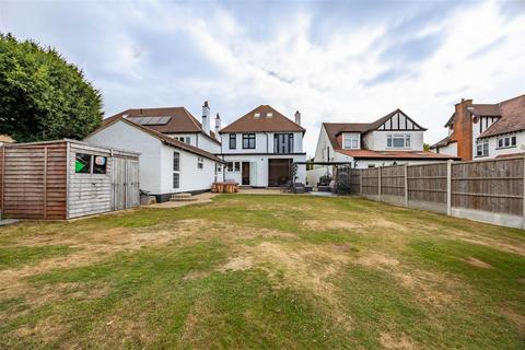 19 Drake Road, Westcliff-on-sea, SS0 8LP