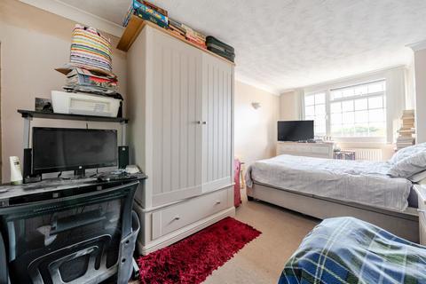 5 Oak Close, Tidworth, SP9 7PQ