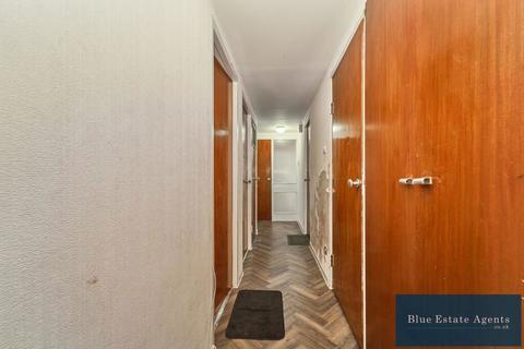 undefined, Wheatlands, Hounslow, Middlesex, TW5 0SL