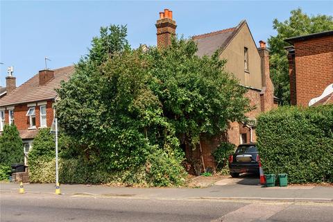 3 bedroom semi-detached house for sale, Kingston Road, Leatherhead, Surrey