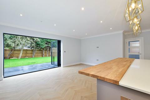 undefined, Alexandra Road, Chipperfield, WD4