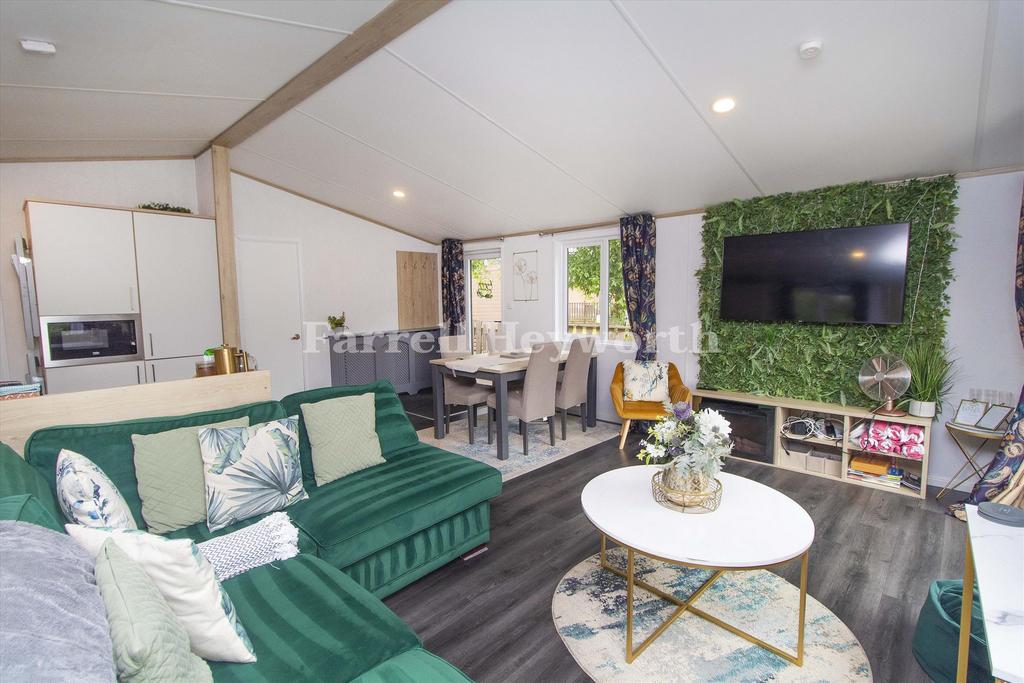 Open Plan Living 4