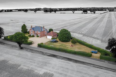undefined, Wolves Hall Lane, Tendring, Clacton-On-Sea