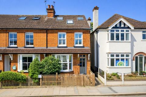4 bedroom end of terrace house for sale, Burnham Road, Hertfordshire AL1
