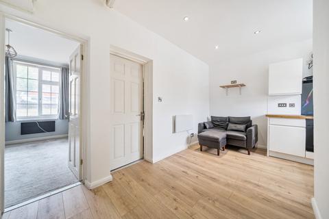 2 bedroom apartment for sale, The Hyde, London NW9