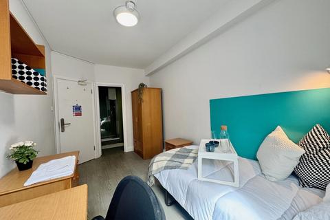 House share to rent, Cricklewood Lane, Cricklewood